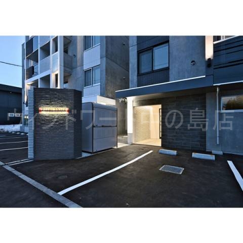 駐車場　詳細は、ウィンドワード中の島店までご相談下さい。