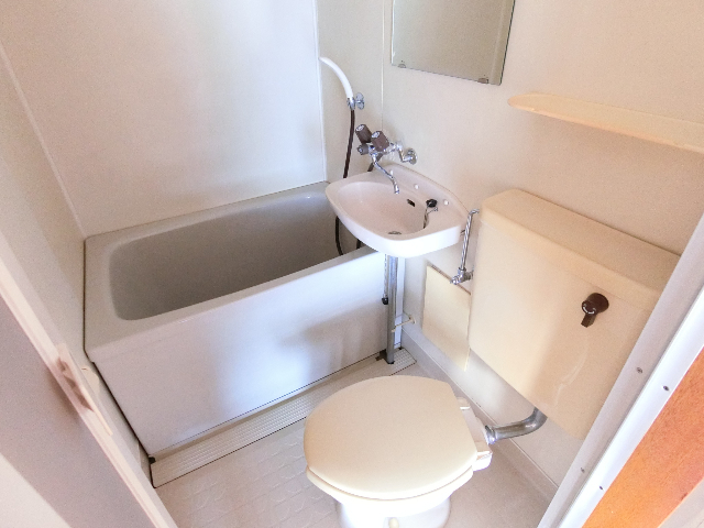 バス・シャワールーム