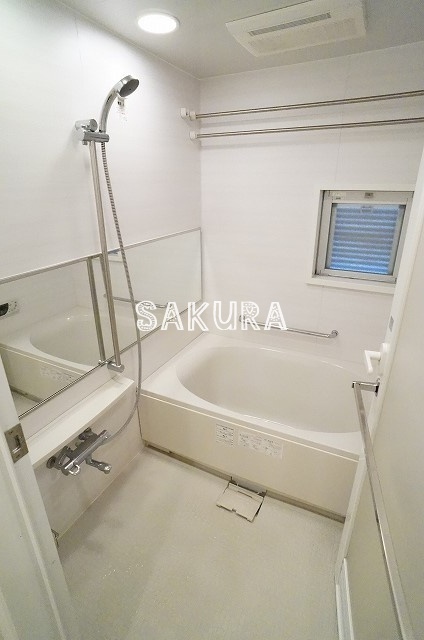 バス・シャワールーム　日々の疲れを癒すお風呂です♪