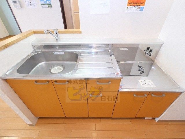 キッチン　人気の対面キッチンです♪