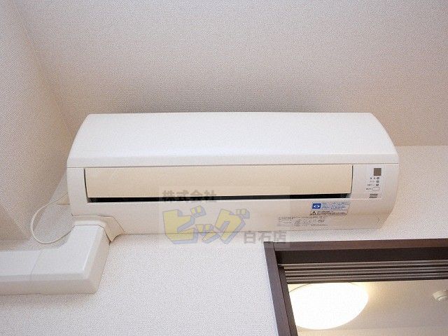 その他設備　夏も快適なエアコン付きです♪