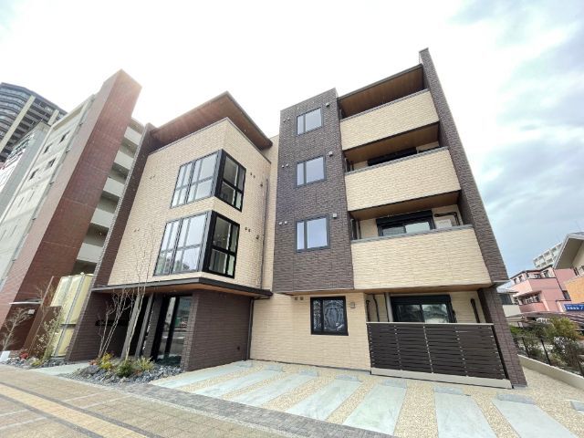 建物外観　東側