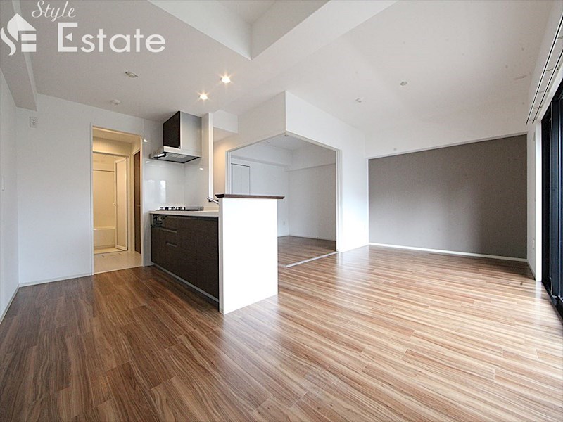 居室・リビング　内装