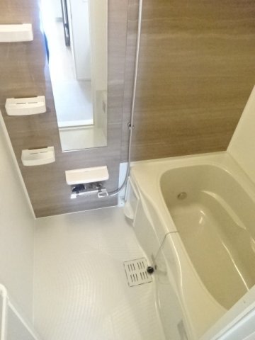 バス・シャワールーム　お風呂です