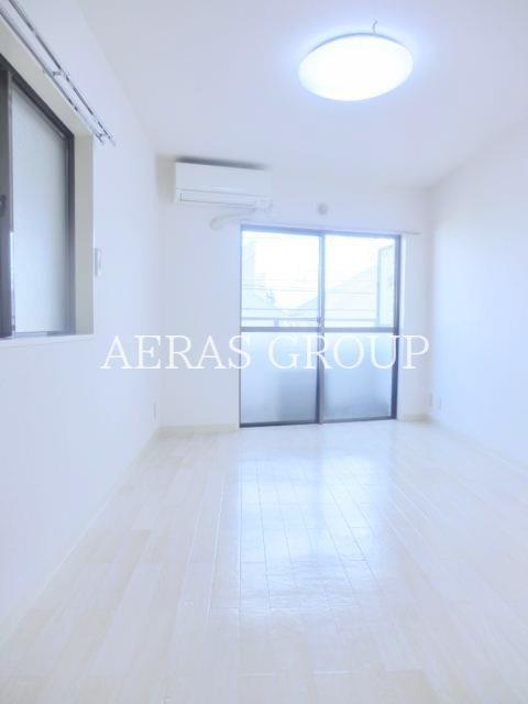 居室・リビング　同仕様参考写真