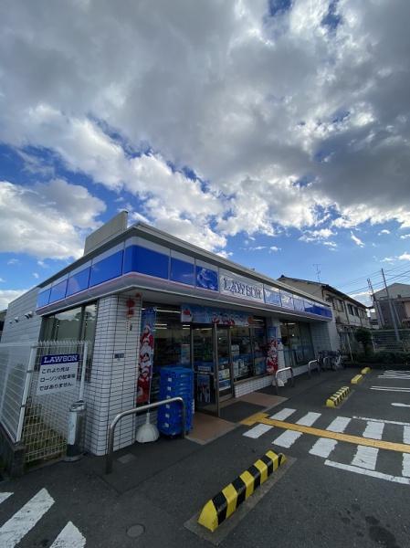 コンビニ　ローソン寝屋川高柳1丁目店（コンビニ）まで244m