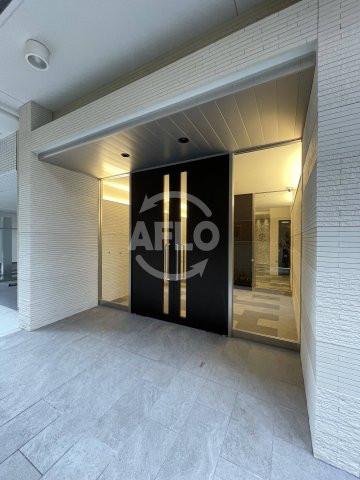 エントランス　TOYOTOMI STAY premium 難波元町　エント