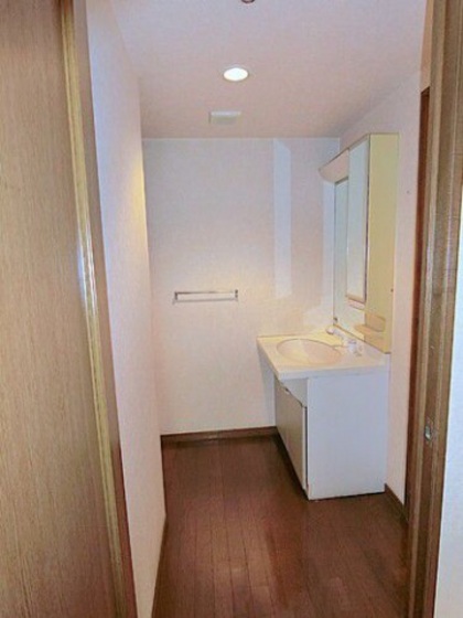 洗面設備　※掲載情報と現状が相違する場合には返上を優先とします。