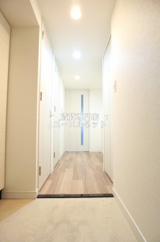 玄関　住まいの顔ともなる玄関