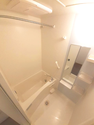 バス・シャワールーム　風呂