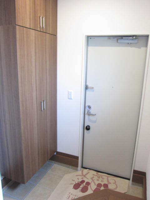 玄関　シューズボックスのある玄関