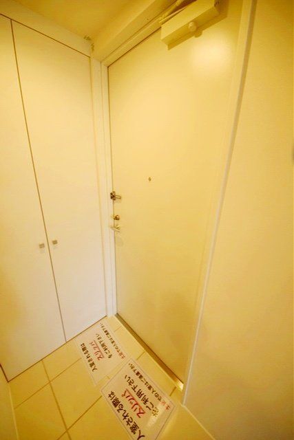 玄関　★お問い合わせはタウンハウジングまで★