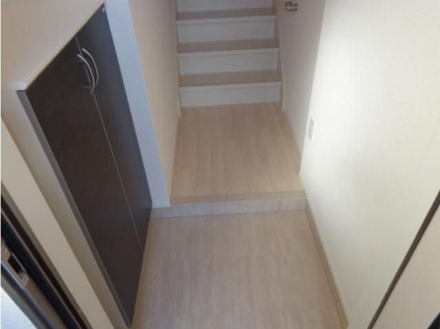 玄関　★玄関ホール（内階段）★