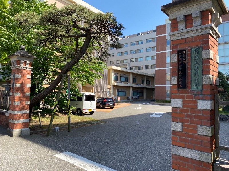 大学・短大　新潟大学旭町キャンパス（大学・短大）まで1306m