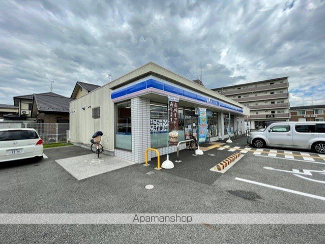 コンビニ　ローソン（コンビニ）まで712m