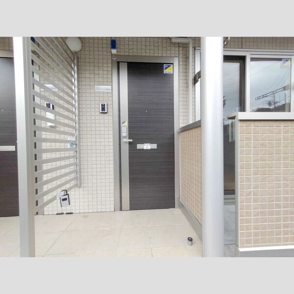 玄関　エントランス