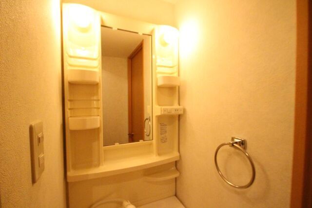 洗面設備　※別室の参考写真の為、現況優先です。