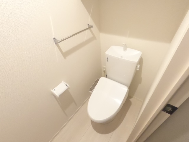 トイレ　ウォシュレット