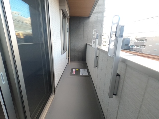 バルコニー　南向きバルコニー