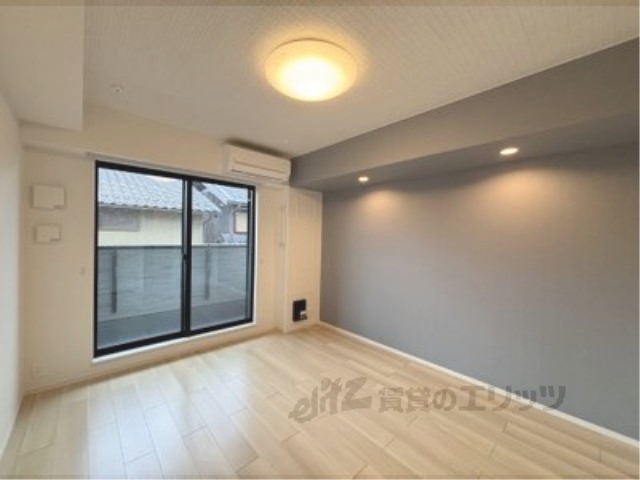 居室・リビング　洋室