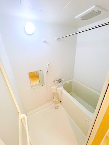 バス・シャワールーム　ゆったりとした浴室♪