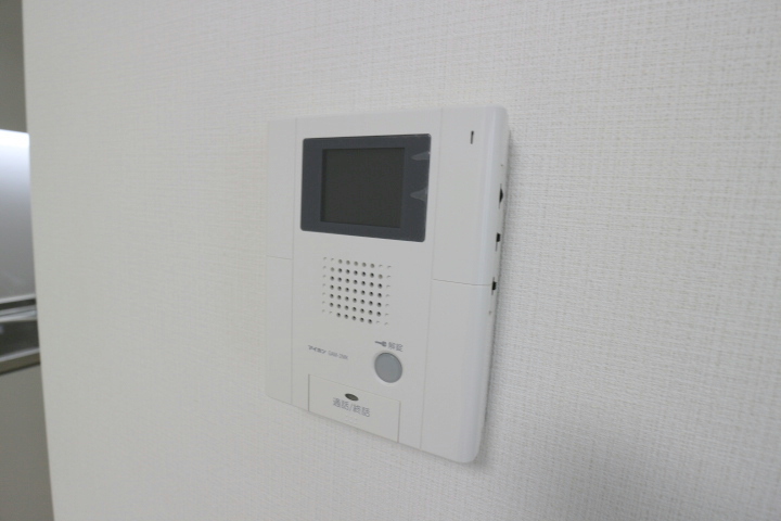 セキュリティ　モニター付きインターホンで安心♪