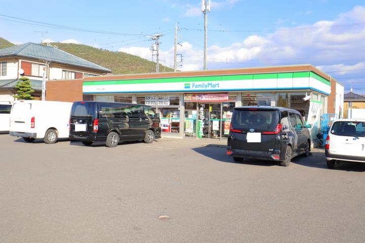コンビニ　ファミリーマート岐阜長良公園前店（コンビニ）まで1075m