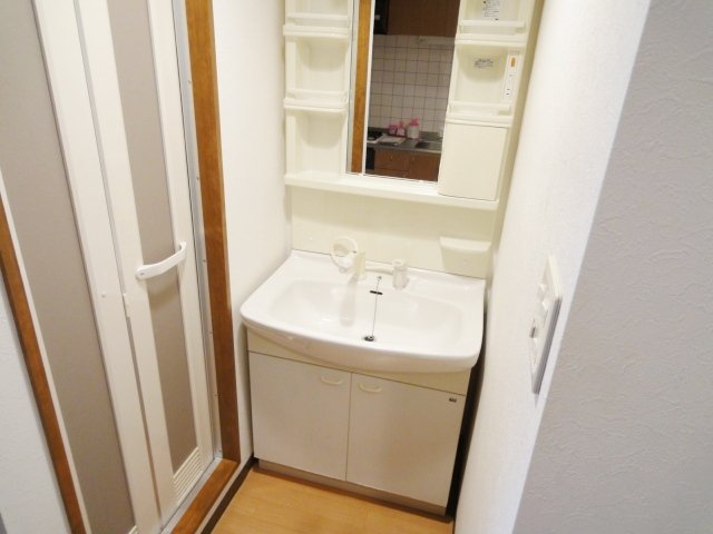 洗面設備　同物件別号室
