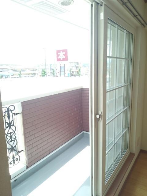 トイレ　ベランダ