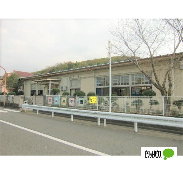 幼稚園・保育園　岡崎保育園（幼稚園・保育園）まで587m