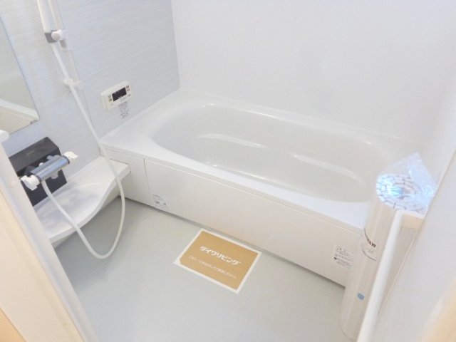 バス・シャワールーム　浴室換気乾燥機