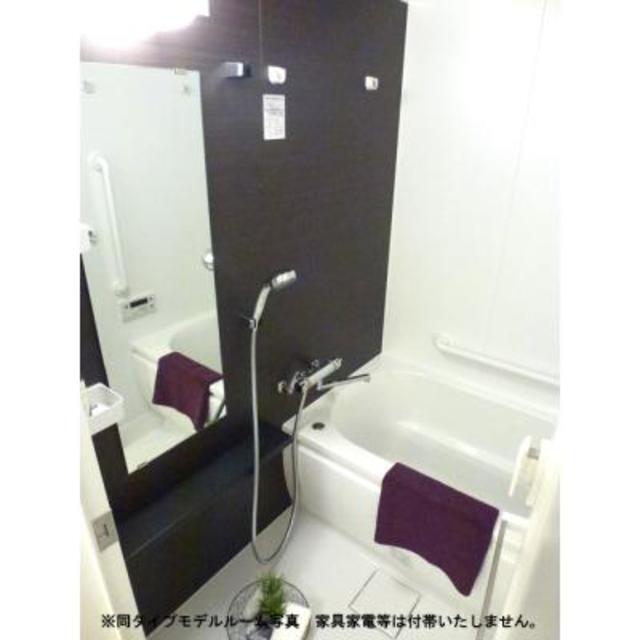 バス・シャワールーム　※写真は同タイプ住戸です。