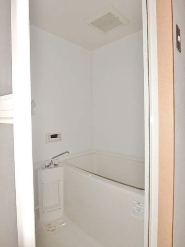 バス・シャワールーム　図面と現状に相違がある場合には現状を優先