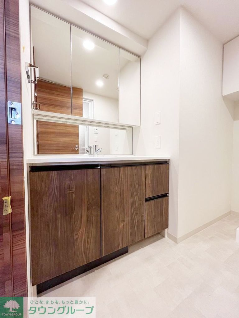 洗面設備　洗面化粧台