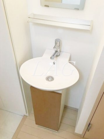 洗面設備　独立洗面台です。