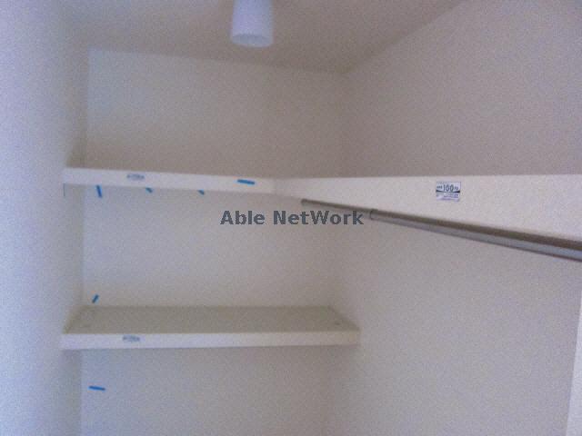 収納　洋8.1帖ウォークインクローゼット