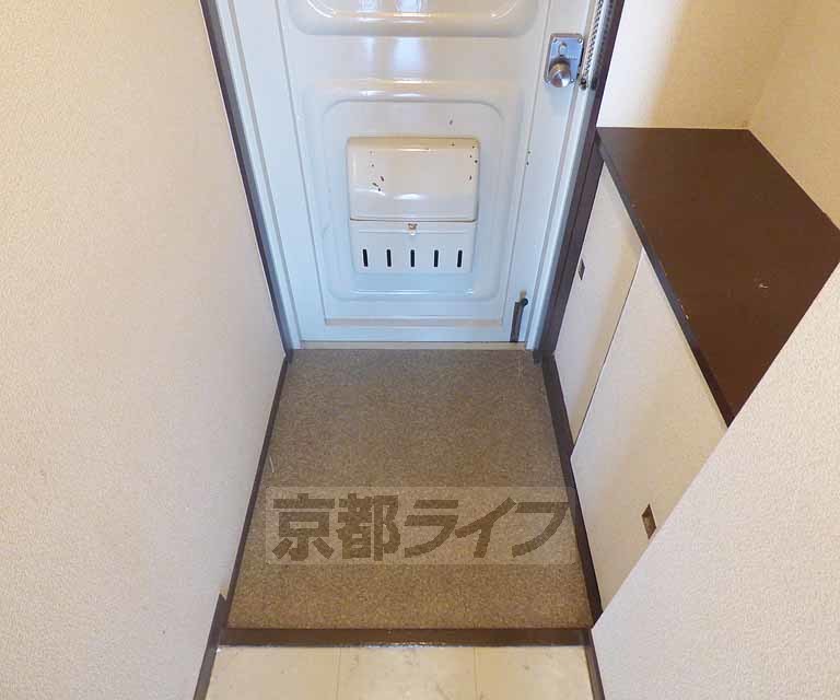 玄関　スペースが広いです