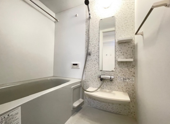 バス・シャワールーム　同マンション別部屋　参考写真