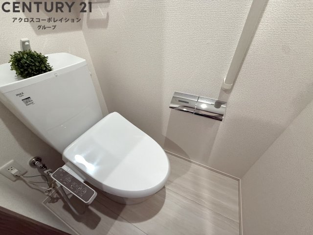 トイレ　温水洗浄便座付きでおすすめ！