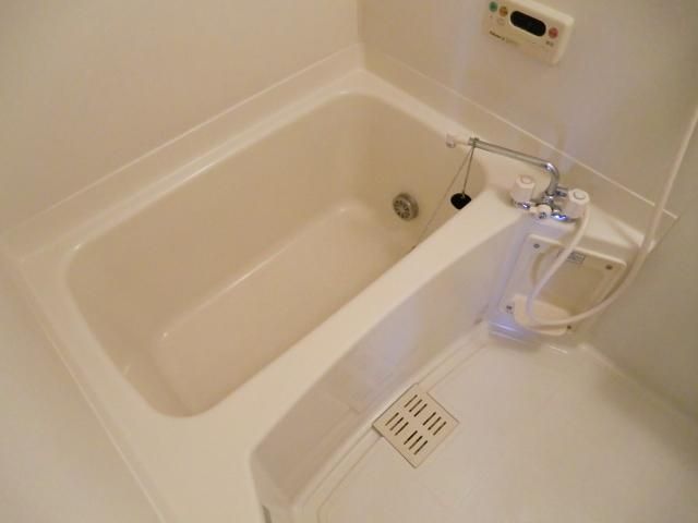 バス・シャワールーム　追焚浴室