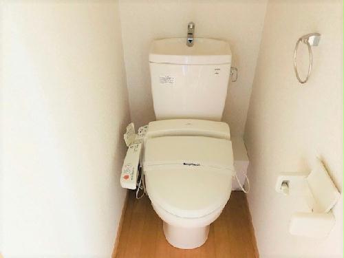 トイレ　温水洗浄便座機能付