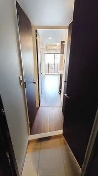 玄関　☆広々とした玄関☆ ※フロアカラーは異なります（ホワイト）