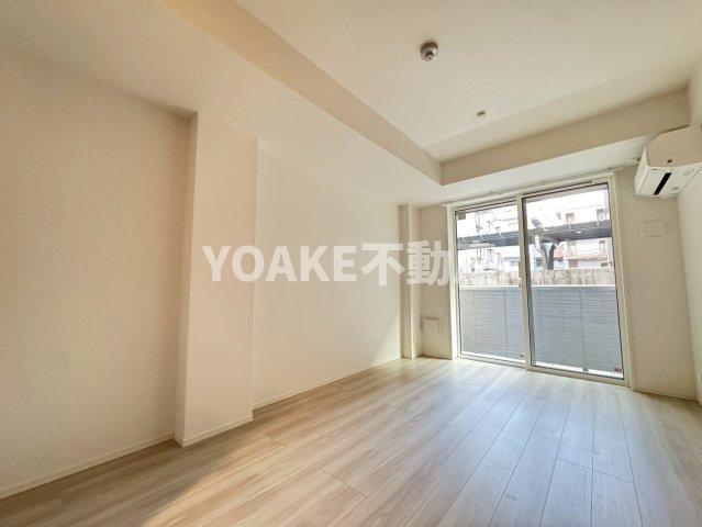 居室・リビング　画像は別部屋のものです。相違がある場合、現況優先。