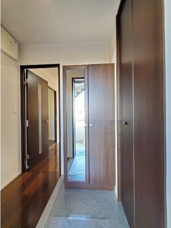 玄関　図面と現状に相違がある場合には現状を優先