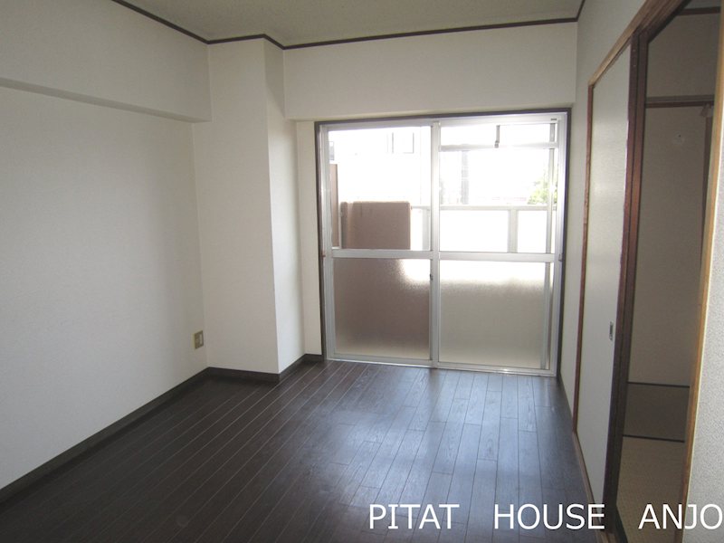 居室・リビング　参考写真１０３