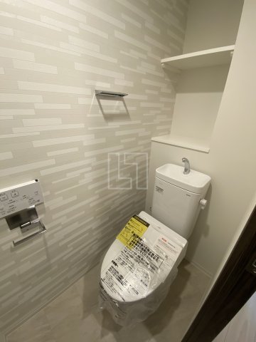 トイレ　コンフォリア・リヴ北久宝寺Q　温水洗浄便座