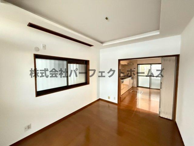 居室・リビング　ゆったり過ごせる居間です