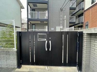 エントランス　オートロックゲート