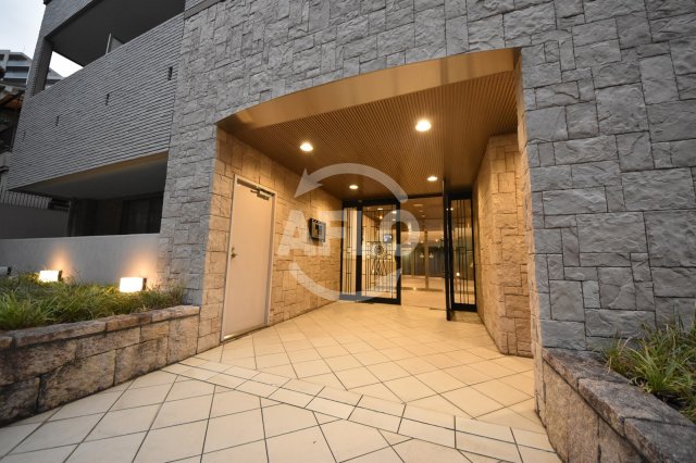 エントランス　ドルチェヴィータ　エントランス