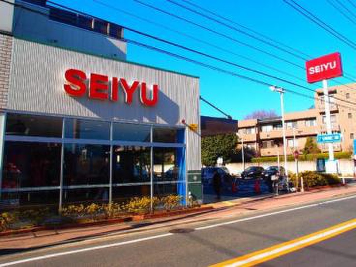 スーパー　西友調布入間町店（スーパー）まで552m